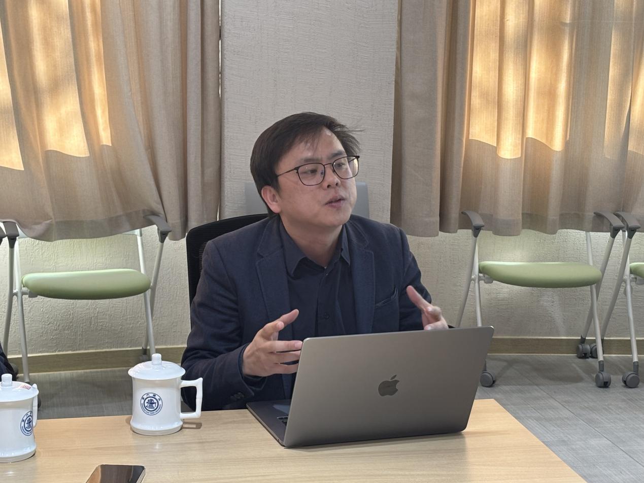 2ff237eda2450c39b0ebcbd2390701bc